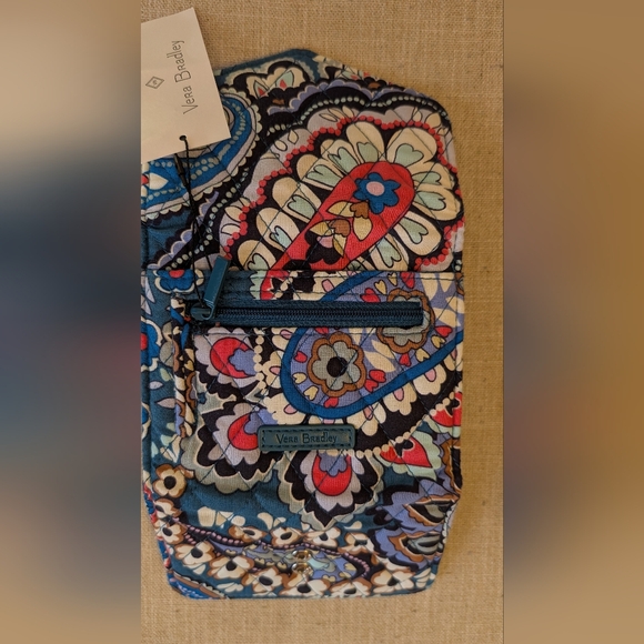 Vera Bradley Multicolor Floral Quilted Pouch New - Picture 4 of 4